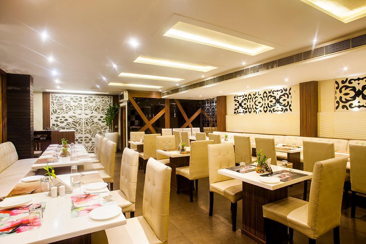 Hotel Poonam Plaza 아그라 외부 사진