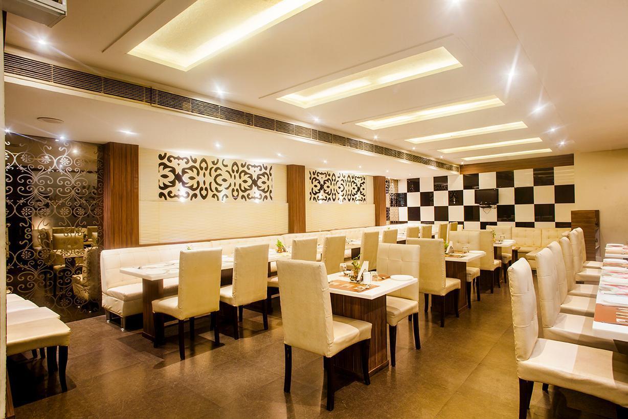 Hotel Poonam Plaza 아그라 외부 사진