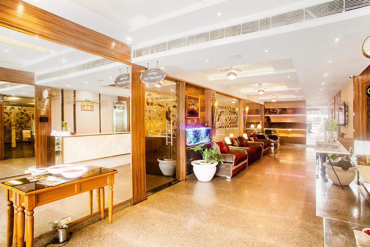 Hotel Poonam Plaza 아그라 외부 사진